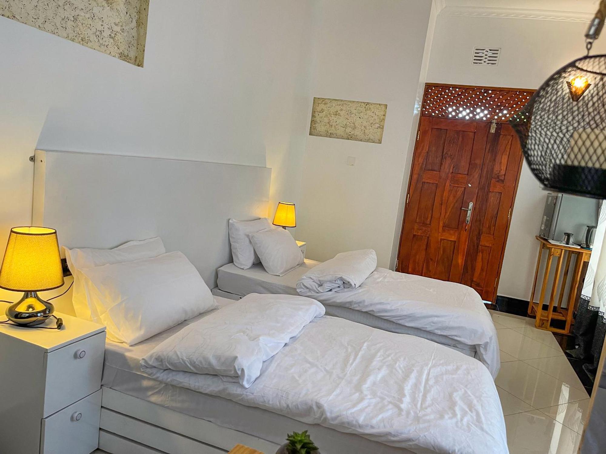 Home Villa 아루샤 외부 사진